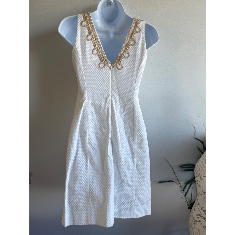 Lilly Pulitzer White Seersucker Gold Soutache V-Neck Shift Dress Size 00 - Picture 5 of 11